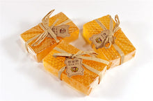 Load image into Gallery viewer, Natural 100g Honey Kojic Acid Bath Soap Handmade Whitening Soap Peeling Glutathione Arbutin Bath Body Skin Deep Cleaning Soap