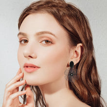 Load image into Gallery viewer, 2024 Vintage Black Flower Clip on Earrings for Women Exaggerated Personality Non Pierced Earrings Wedding Party Jewelry