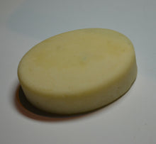 Load image into Gallery viewer, NATURAL Dandruff treatment - Jojob, Argan oil, Sandalwood conditioner bar
