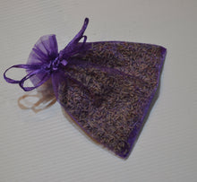 Load image into Gallery viewer, Scented organic Lavender from Yarramalong Valley NSW in Organza bag.
