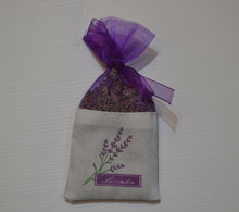 Load image into Gallery viewer, Strongest scent organic Lavender from Yarramalong Valley NSW in Organza bag
