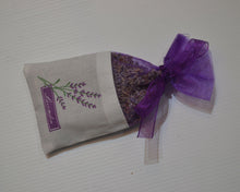 Load image into Gallery viewer, Strongest scent organic Lavender from Yarramalong Valley NSW in Organza bag

