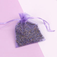 Load image into Gallery viewer, Strongest scent organic Lavender from Yarramalong Valley NSW with Organza bag
