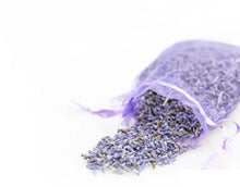 Load image into Gallery viewer, Strongest scent organic Lavender from Yarramalong Valley NSW with Organza bag
